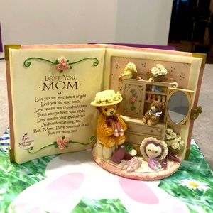 Bainbridge Bears Collection Love You Mom with Tune:  My Favorite Things